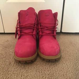 USED PINK TIMBERLAND BOOTS SIZE 6.5